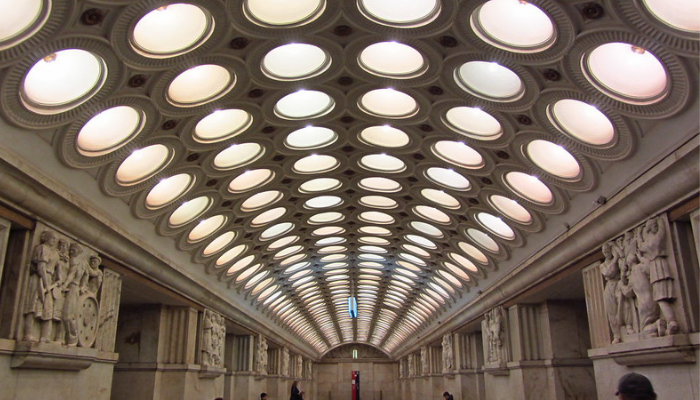 Metrôs de Moscou - Estação Elektrozavodskaya, Moscou – inalgurada em 1944