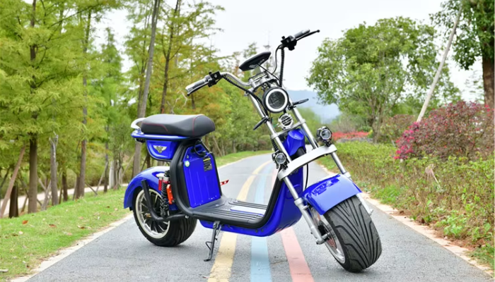 Moto Elétrica Adulto: a solução perfeita para quem busca mobilidade eficiente, sustentável e moderna. Seja para o dia a dia, trabalho ou momentos de lazer, ela combina tecnologia de ponta, economia e consciência ambiental. Com zero emissões de poluentes e baixos custos operacionais, essa escolha não só transforma sua forma de locomoção, mas também contribui para um futuro mais limpo e inteligente. Adote um estilo de vida inovador com a moto elétrica e desfrute de praticidade, silêncio e liberdade em seus deslocamentos. O que você está esperando para dar o próximo passo rumo à mobilidade do futuro?
