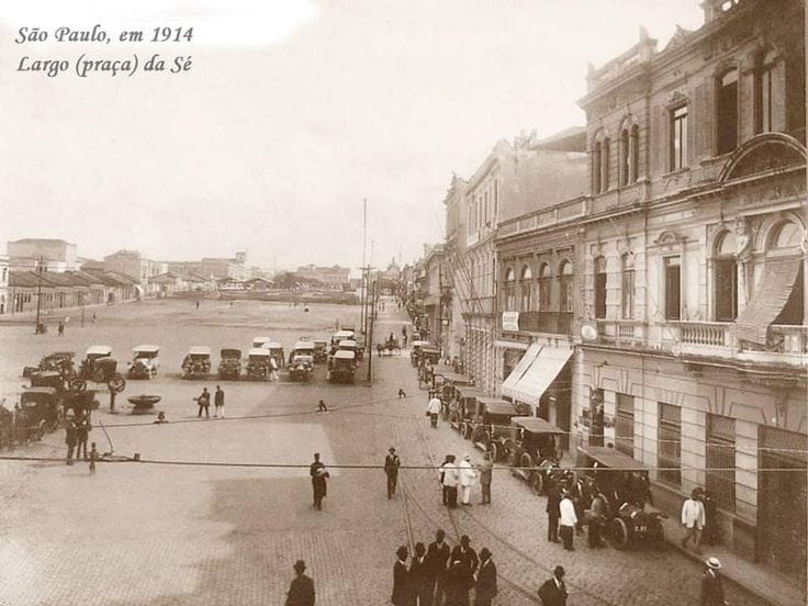 História da Praça da Sé: descubra como nasceu o principal marco histórico de São Paulo, desde o período colonial até se tornar o coração cultural, religioso e turístico da maior cidade do Brasil.